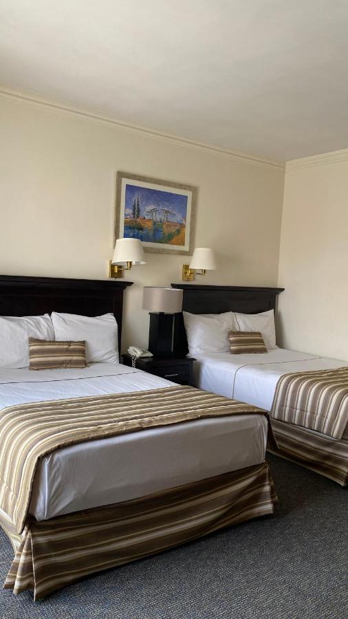 Hotel Zafra Torreon Luaran gambar